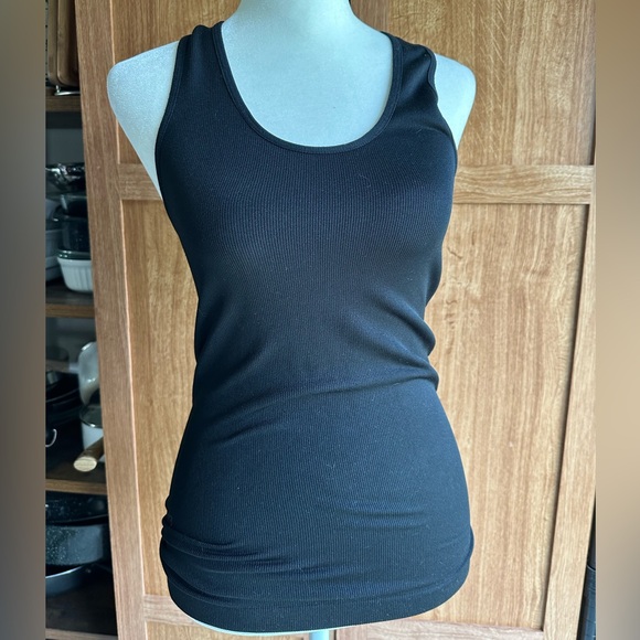 Black Athletic Ribbed Tank - Picture 1 of 2